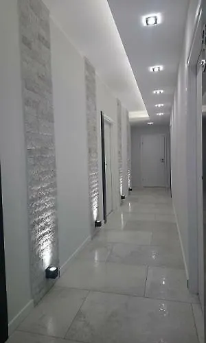 Perlowa Przystan Rum i privatbostad Pierwoszyno